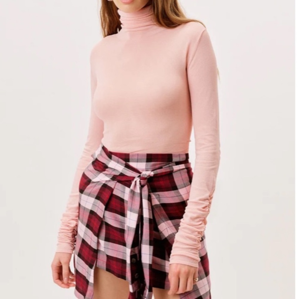 For Love & Lemons Sadie Turtleneck in Pink Size XS